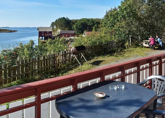 6 Person In Bud-by Traum Bud